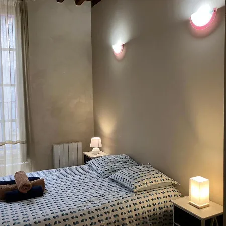 Centre Historique De Nimes-thomas Apartment *
