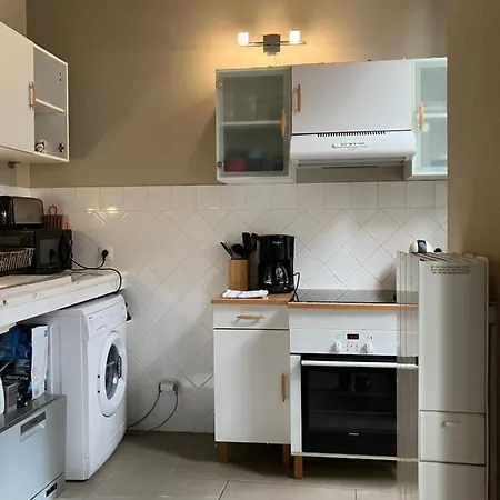 Centre Historique De Nimes-thomas Apartment *
