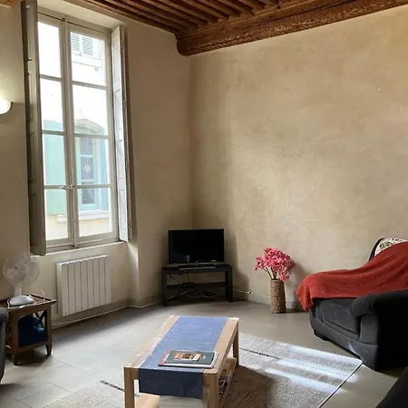 Apartment Centre Historique De Nimes-thomas Nimes