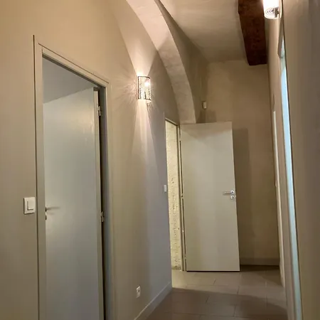 Centre Historique De Nimes-thomas דירה נים