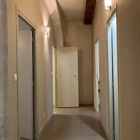 Apartment Centre Historique De Nimes-thomas *
